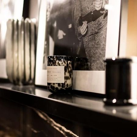 Appartement De Luxe Avenue Montaigne Paris Luaran gambar