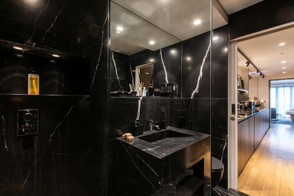 Appartement De Luxe Avenue Montaigne Paris Luaran gambar